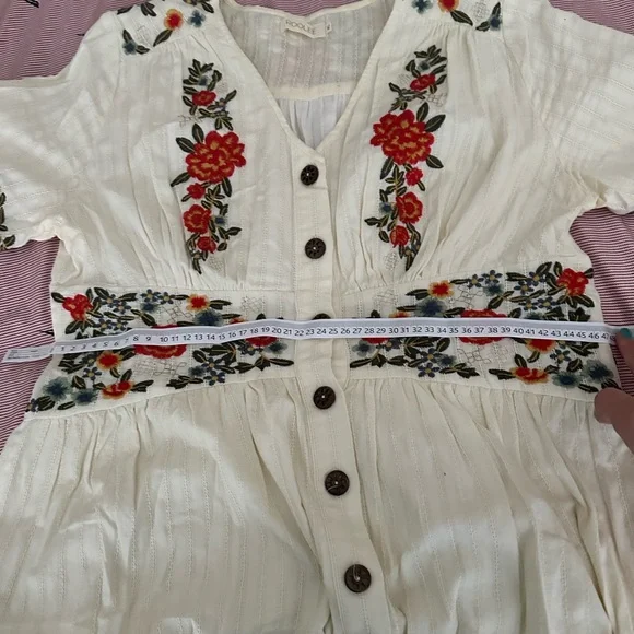 Roolee embroidered floral dress - Picture 8 of 9